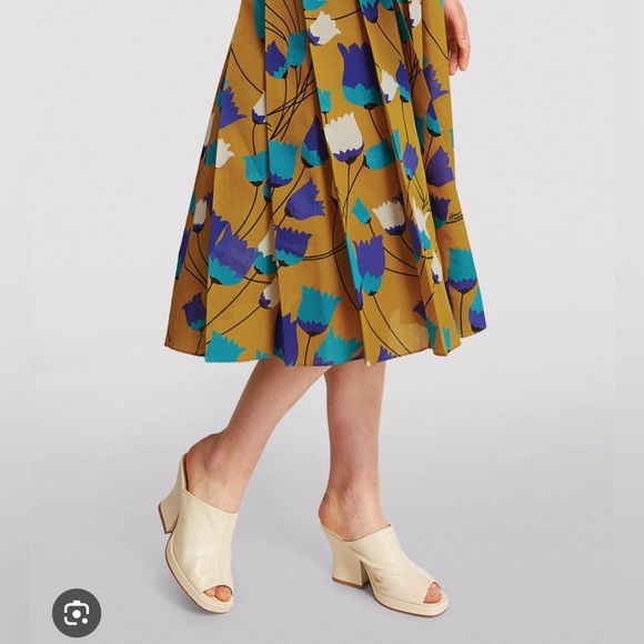 Gucci Tulip Blossom Belted Dress - Picture 3 of 8